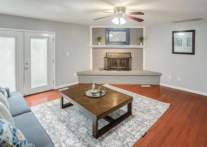 Beauty - Luxury For Work Or For Play Either Way Is The Perfect For You! Belleville