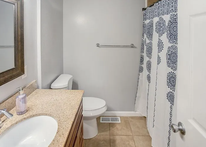 Beauty - Luxury For Work Or For Play Either Way Is The Perfect For You! Belleville