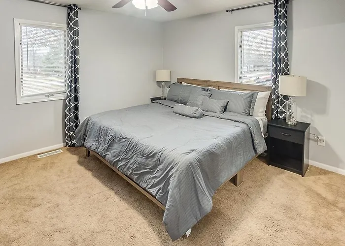 Beauty - Luxury For Work Or For Play Either Way Is The Perfect For You! Belleville